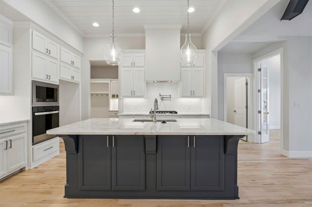 4010 S Dogwood Place, Broken Arrow, OK 74012