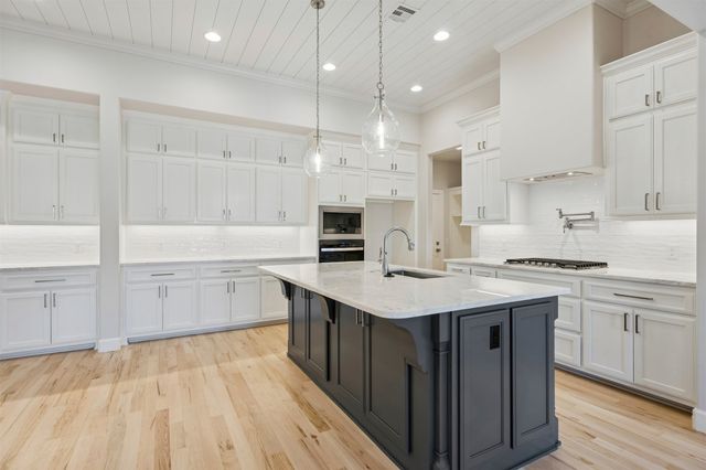 4010 S Dogwood Place, Broken Arrow, OK 74012