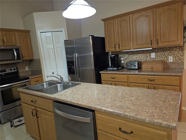 3154 SNOW DRIVE, Deltona, FL 32738