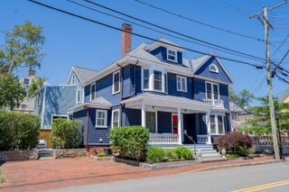115 Court Street, Portsmouth, NH 03801