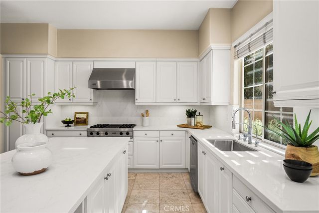 10533 Emerson Bend, Tustin, CA 92782