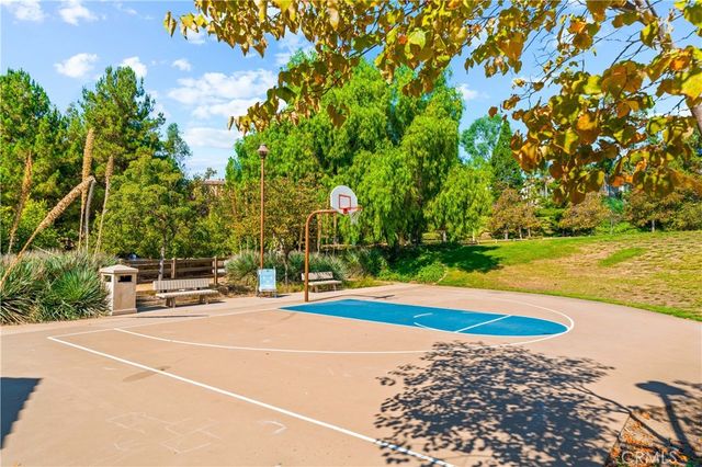 10533 Emerson Bend, Tustin, CA 92782