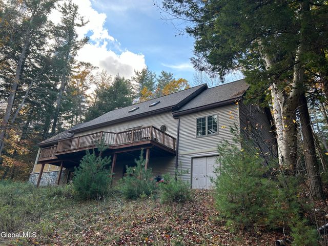 553 Potter Hill Road, Bolton, NY 12814