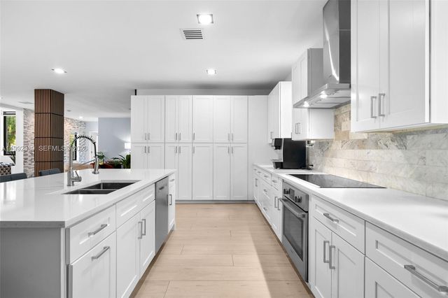 1120 Wallace St, Coral Gables, FL 33134