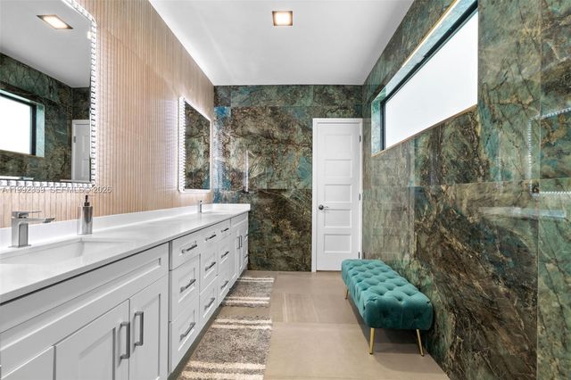 1120 Wallace St, Coral Gables, FL 33134