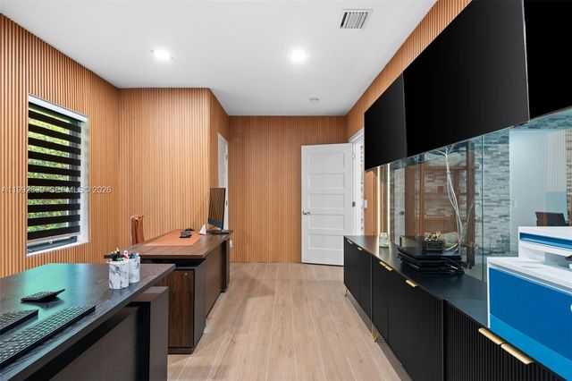 1120 Wallace St, Coral Gables, FL 33134