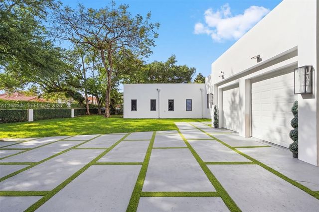 1120 Wallace St, Coral Gables, FL 33134