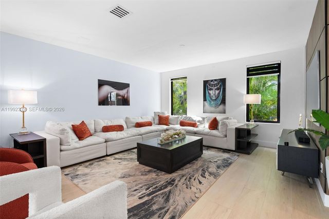 1120 Wallace St, Coral Gables, FL 33134