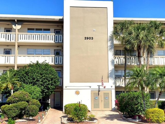 2903 Victoria Circle, Coconut Creek, FL 33066