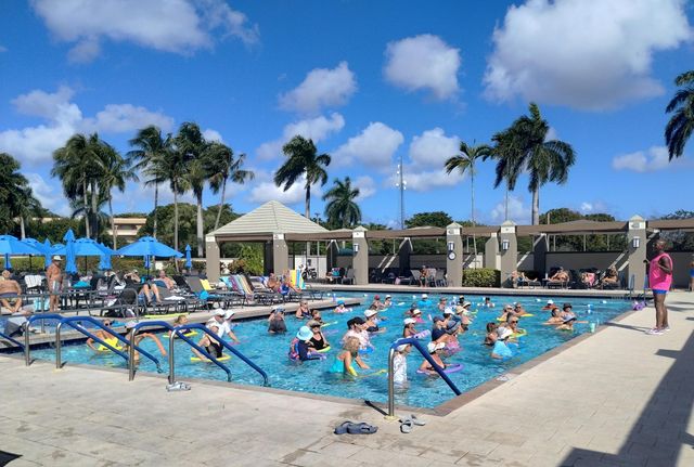 2903 Victoria Circle, Coconut Creek, FL 33066