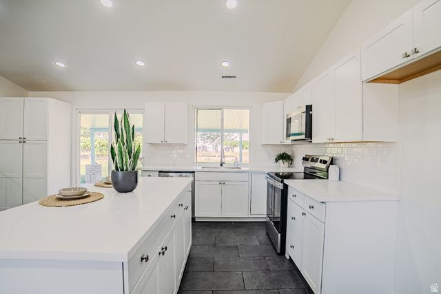 6366 S WESTBROOK DR, Taylorsville, UT 84129