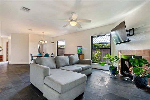 2506 Jenibeth LN, Austin, TX 78744