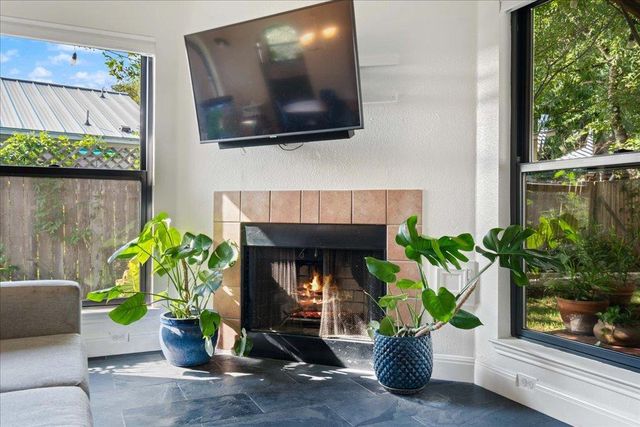 2506 Jenibeth LN, Austin, TX 78744