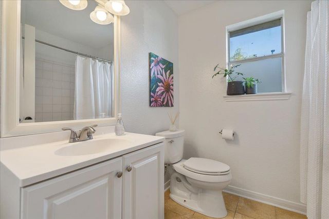 2506 Jenibeth LN, Austin, TX 78744