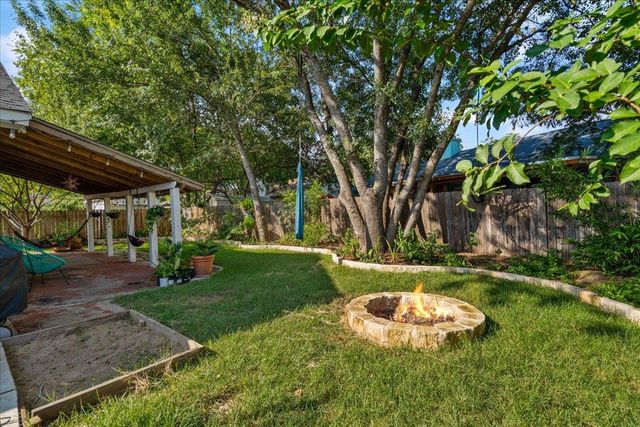 2506 Jenibeth LN, Austin, TX 78744