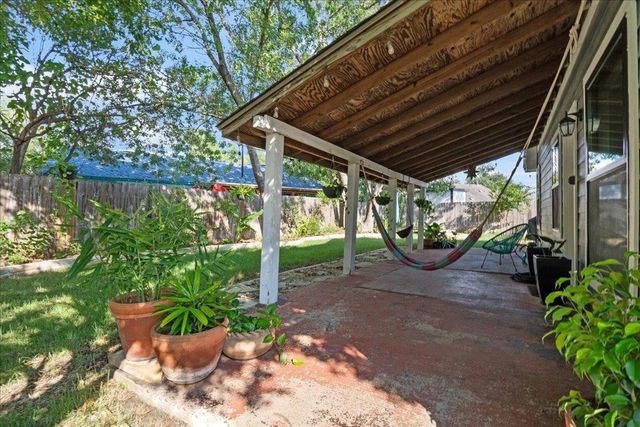 2506 Jenibeth LN, Austin, TX 78744