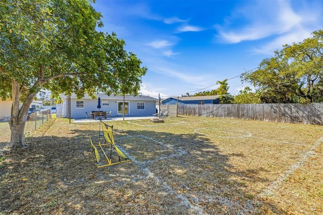 10997 87TH AVENUE, Seminole, FL 33772