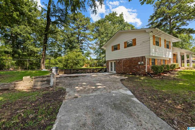 5601 CRESTVIEW DRIVE, Adamsville, AL 35005