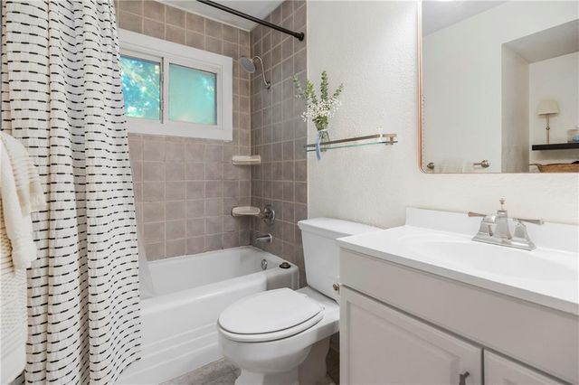 7908 Falmouth Street, Prairie Village, KS 66208