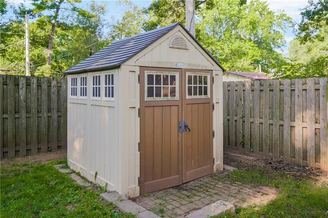 7908 Falmouth Street, Prairie Village, KS 66208
