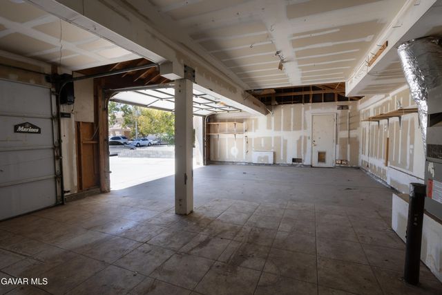 6055 Lisbon Court, Palmdale, CA 93552