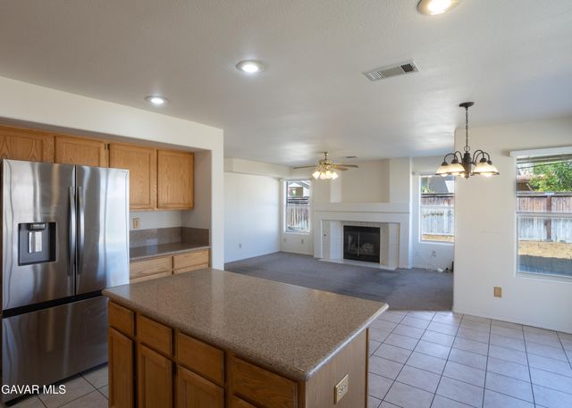 6055 Lisbon Court, Palmdale, CA 93552