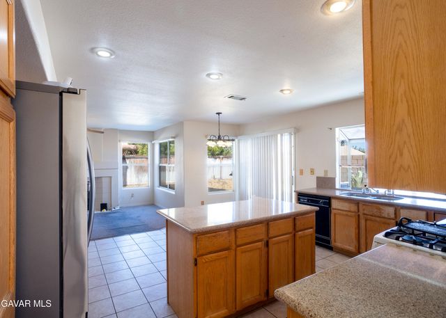 6055 Lisbon Court, Palmdale, CA 93552