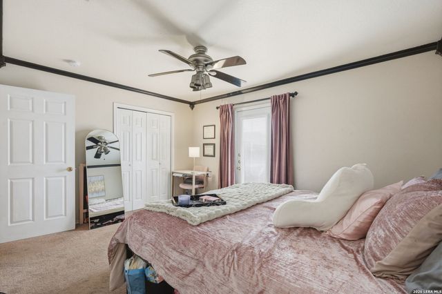 121 S Plant Ave Apt 302, Boerne, TX 78006