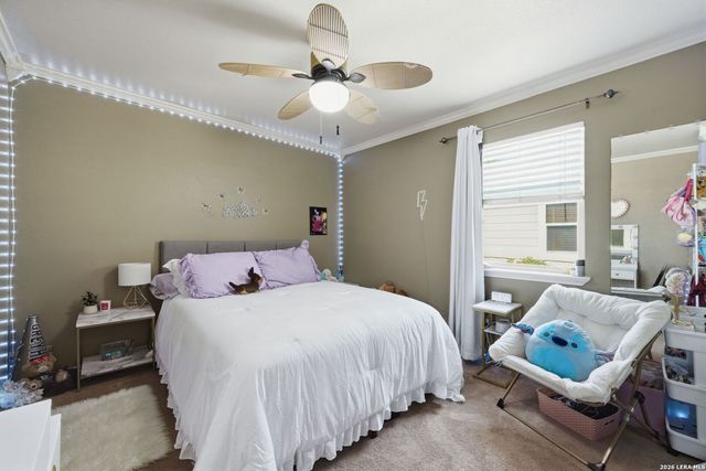 121 S Plant Ave Apt 302, Boerne, TX 78006