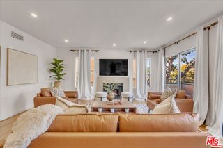 4426 VENTURA CANYON Avenue 102, Sherman Oaks, CA 91423