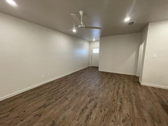 10906 Abbeville Avenue, Lubbock, TX 79424