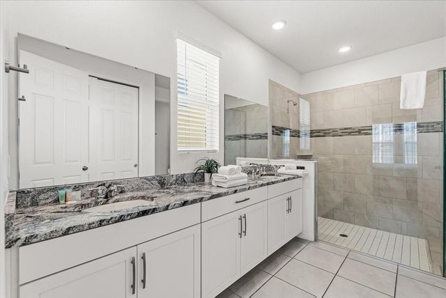 2009 TROPICAL PALMS CIRCLE, Kissimmee, FL 34747