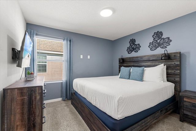 2009 TROPICAL PALMS CIRCLE, Kissimmee, FL 34747