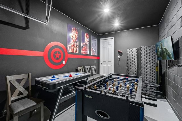 2009 TROPICAL PALMS CIRCLE, Kissimmee, FL 34747