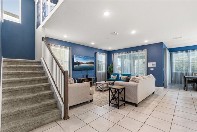 2009 TROPICAL PALMS CIRCLE, Kissimmee, FL 34747