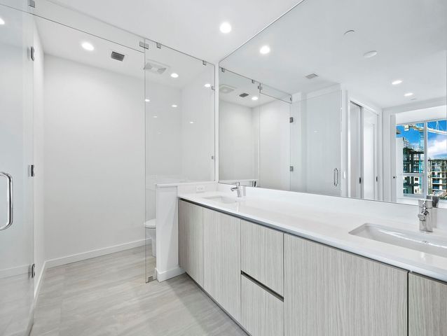 301 QUAY COMMONS 1003, Sarasota, FL 34236
