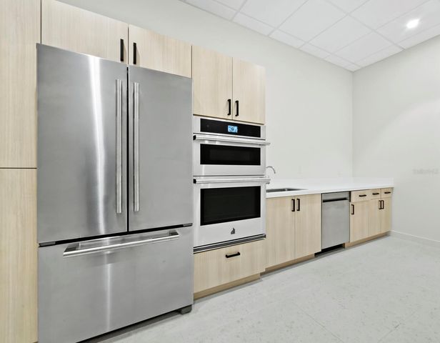 301 QUAY COMMONS 1003, Sarasota, FL 34236