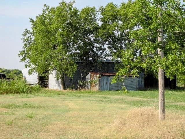 1718 Johnny Watson Road, Whitesboro, TX 76273