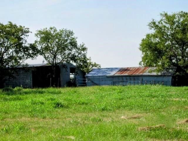 1718 Johnny Watson Road, Whitesboro, TX 76273