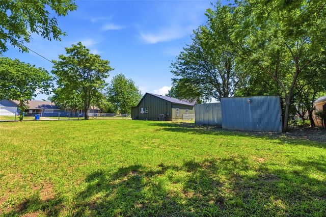 201 W Holly Street, Tuttle, OK 73089