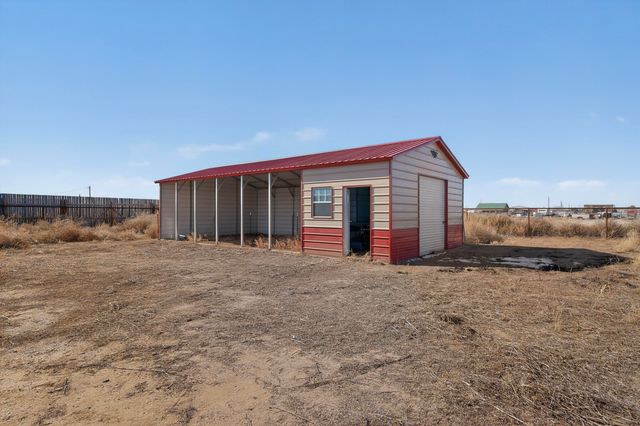 10 Luminoso Court, Los Lunas, NM 87031