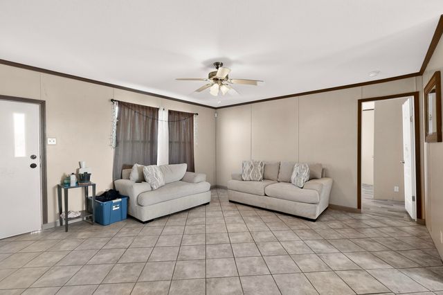 10 Luminoso Court, Los Lunas, NM 87031