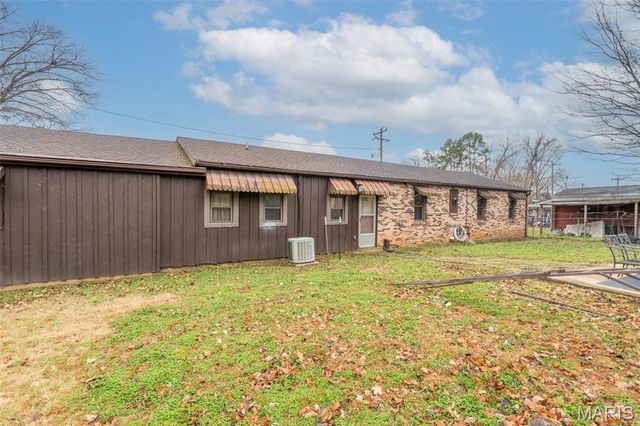 927 N 2nd Street, Piedmont, MO 63957