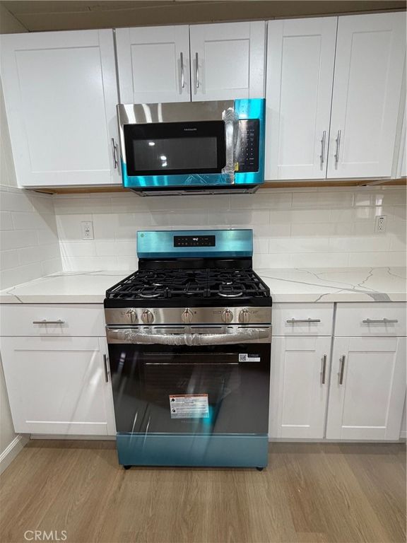 Image 6 of property listing at 16274 Vasquez Canyon Road, Canyon Country, CA 91351