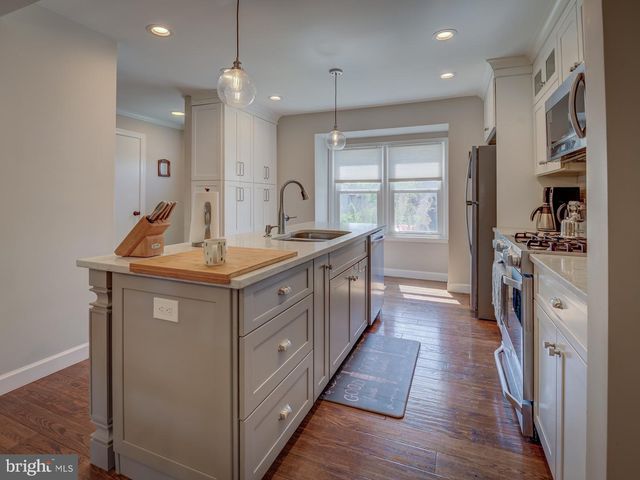 3039 WHITE BIRCH CT, Fairfax, VA 22031