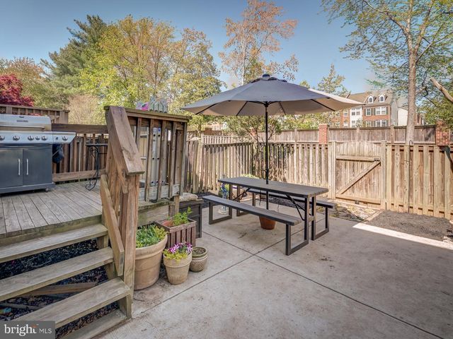 3039 WHITE BIRCH CT, Fairfax, VA 22031