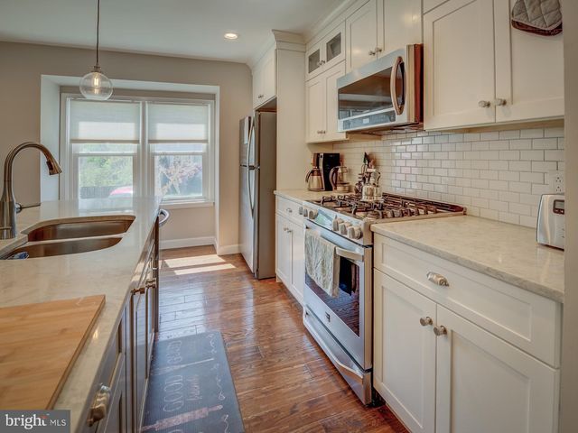 3039 WHITE BIRCH CT, Fairfax, VA 22031