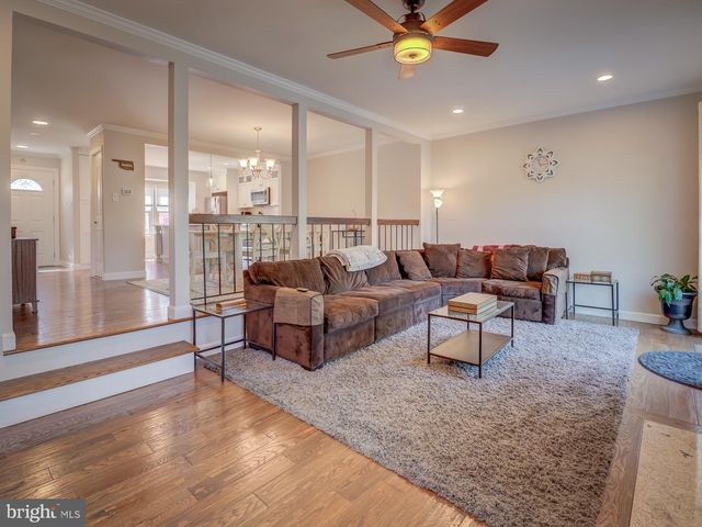 3039 WHITE BIRCH CT, Fairfax, VA 22031