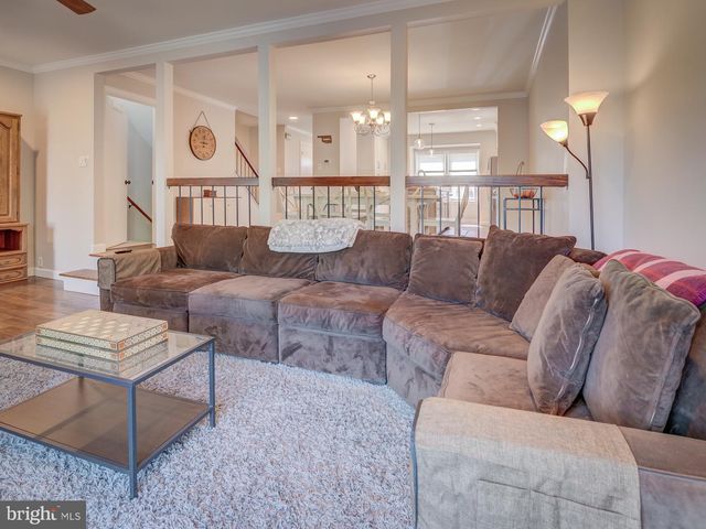 3039 WHITE BIRCH CT, Fairfax, VA 22031