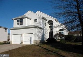 11 PARC RIDGE DR, Mount Holly, NJ 08060